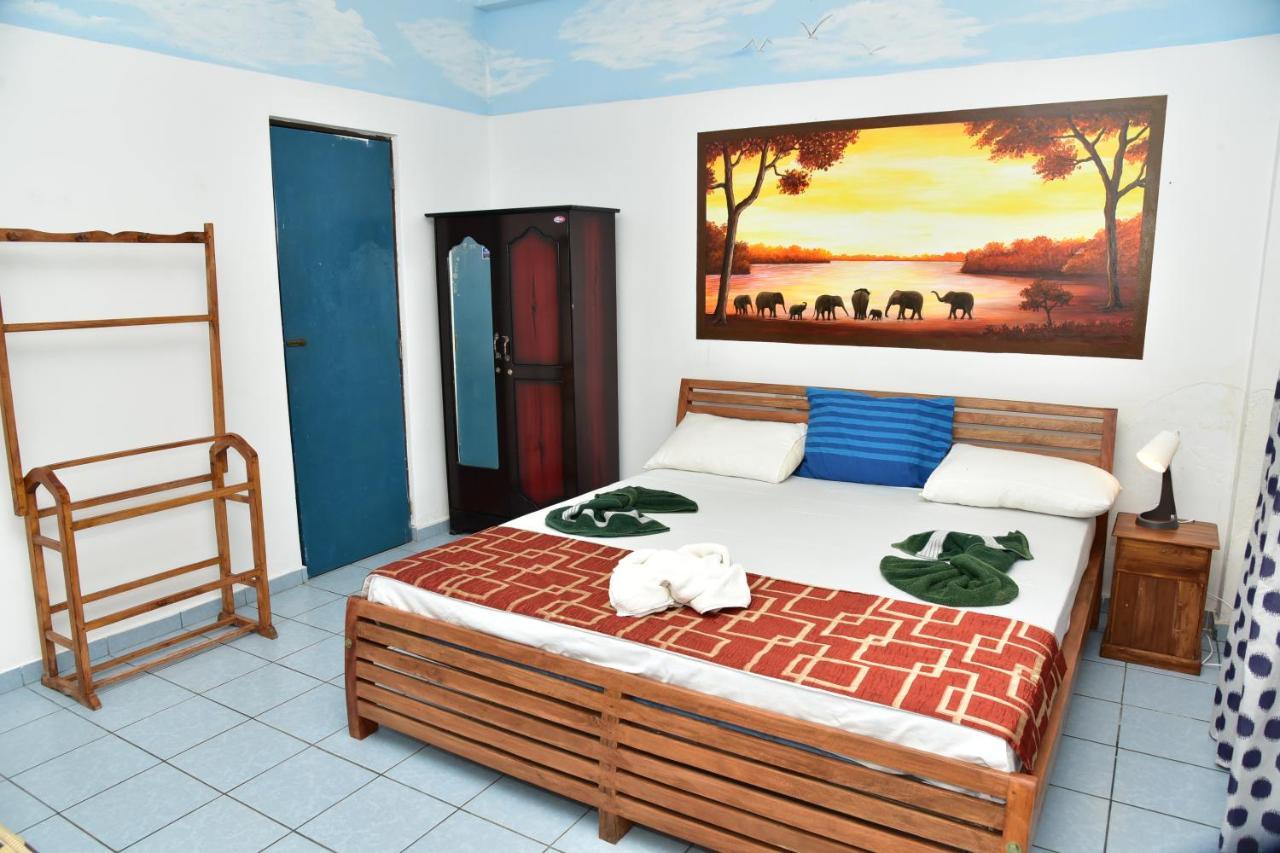 Hotel Happy Tuna هيكادوفا المظهر الخارجي الصورة
