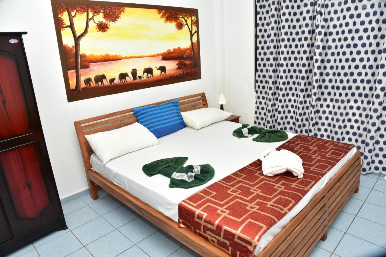 Hotel Happy Tuna هيكادوفا المظهر الخارجي الصورة
