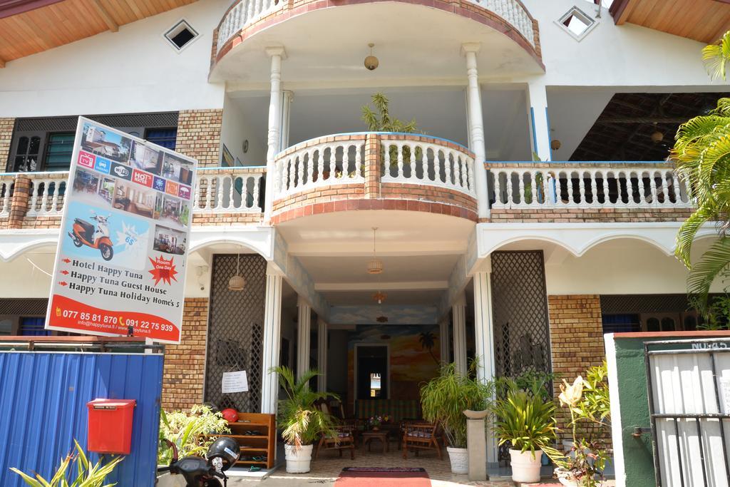Hotel Happy Tuna هيكادوفا المظهر الخارجي الصورة