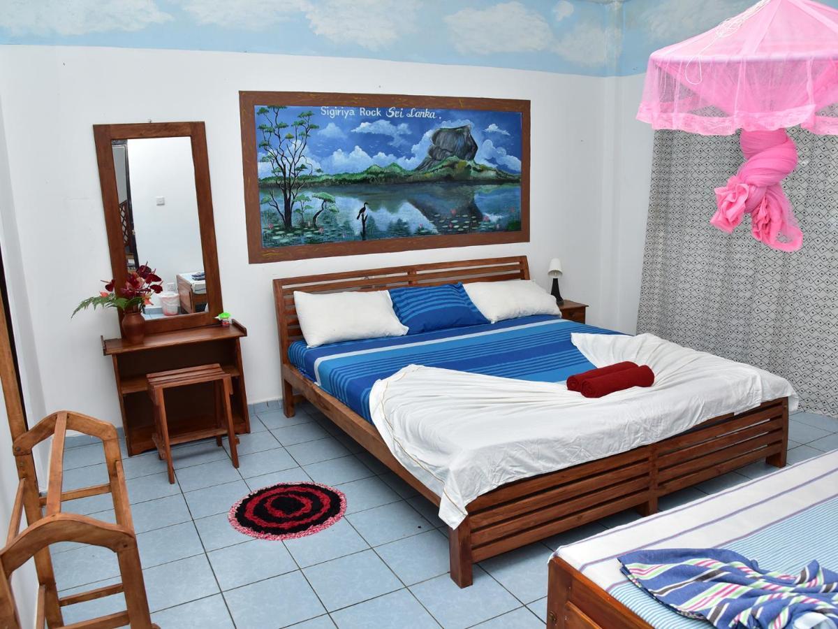 Hotel Happy Tuna هيكادوفا المظهر الخارجي الصورة