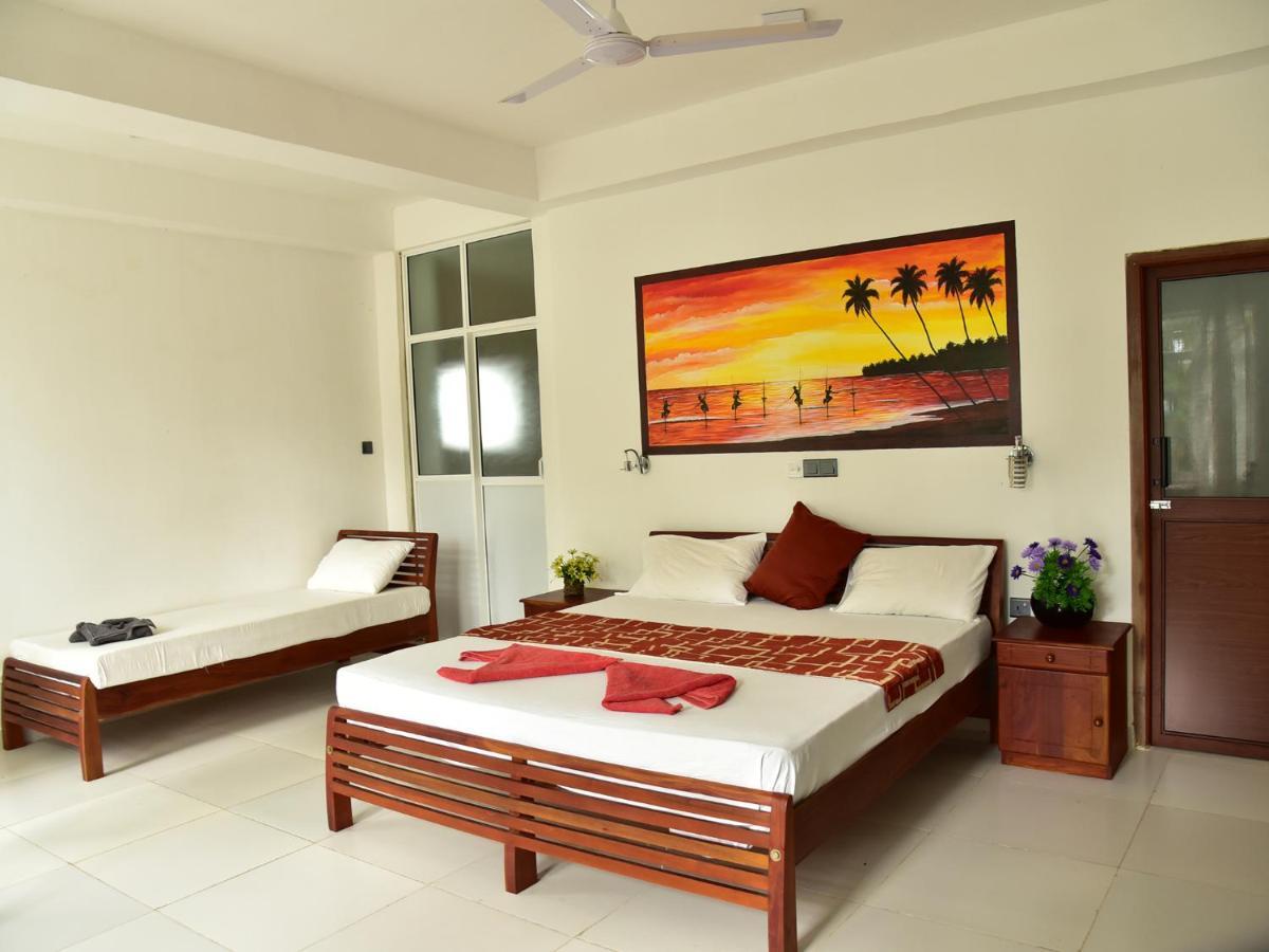 Hotel Happy Tuna هيكادوفا المظهر الخارجي الصورة